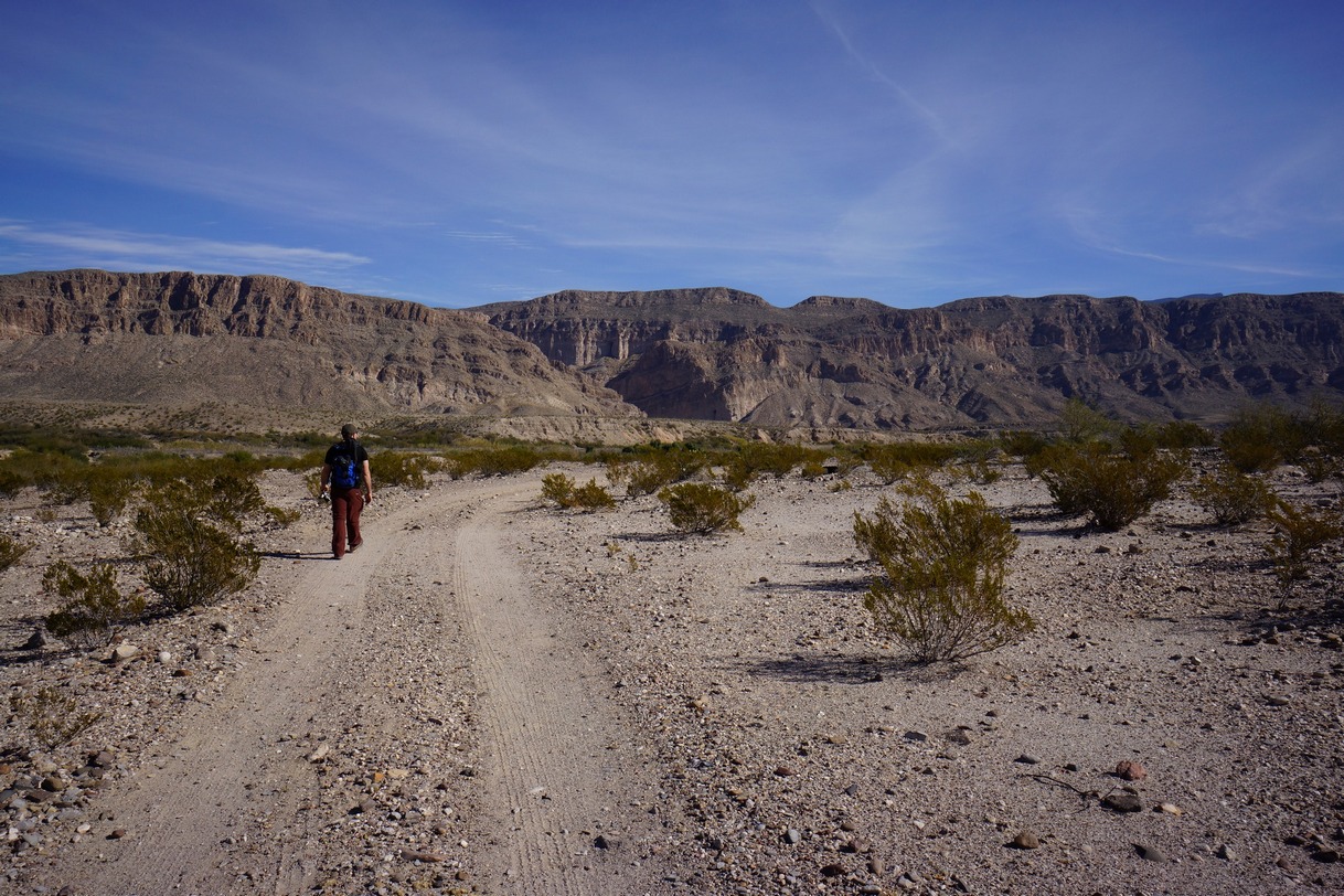 hiking towards boquillas canyon in mexico