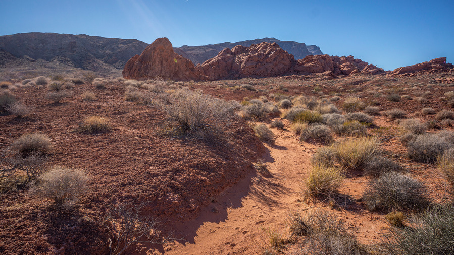 hiking through valley of fire