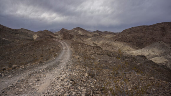 hiking the river mountains las vegas nevada