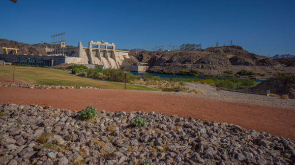 hiking across the davis dam on foot, crossing into arizona from nevada