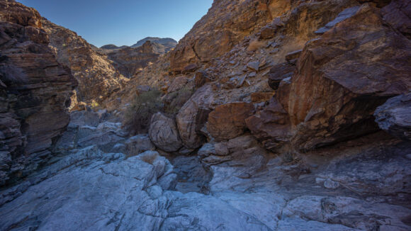 hiking whipple wash through whipple mountains wilderness california mojave desert backpacking